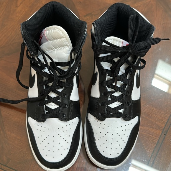 Nike dunks high top panda color way - Picture 8 of 9